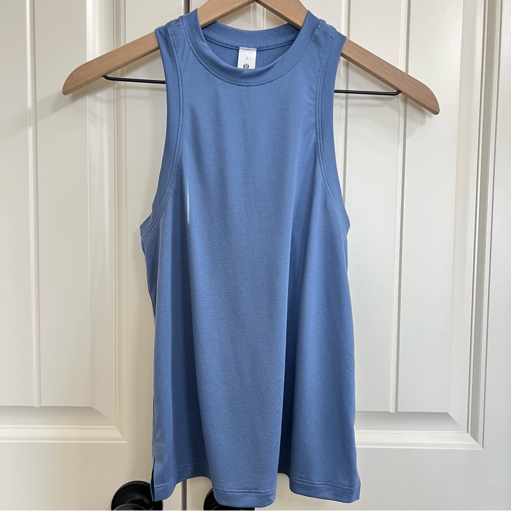 Lululemon Womens Ultralight Tank Top in Blue, Size 2